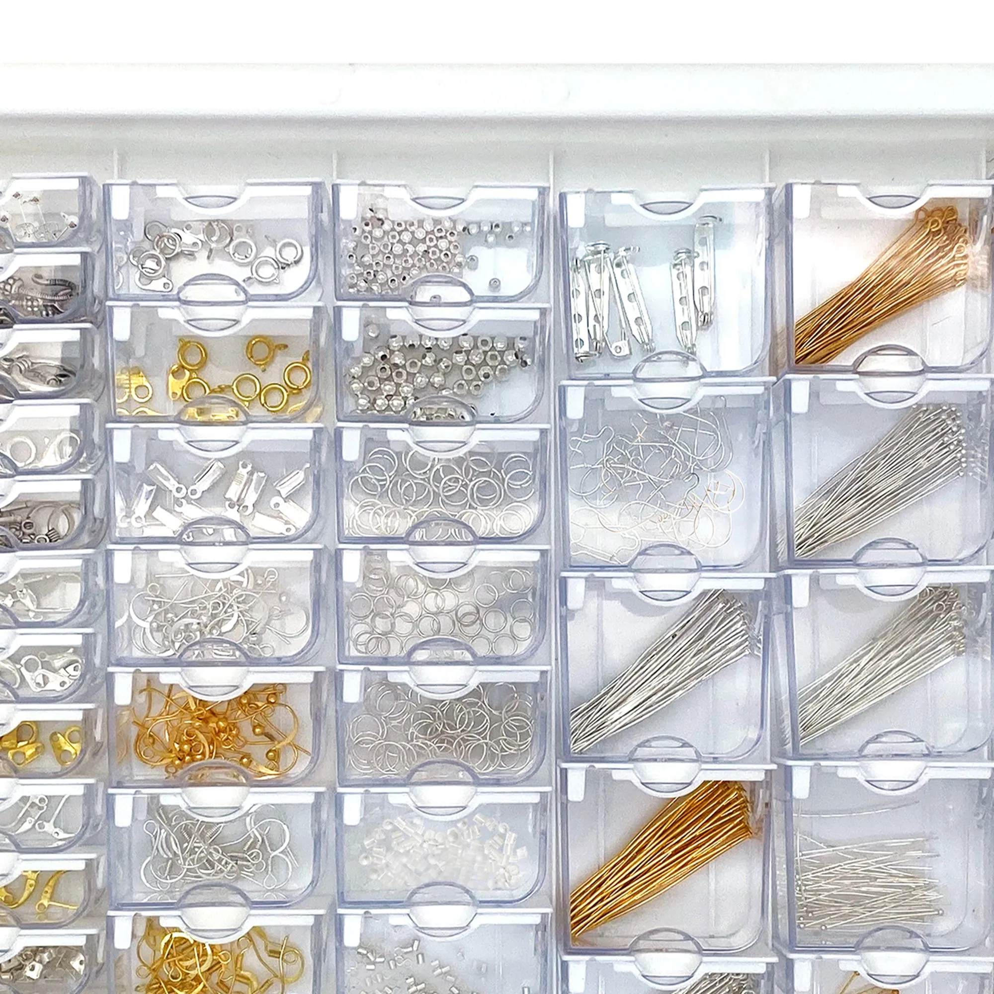 Bead Storage Solutions Elizabeth Ward 1,111pc Assorted Jewelry Findings Tray