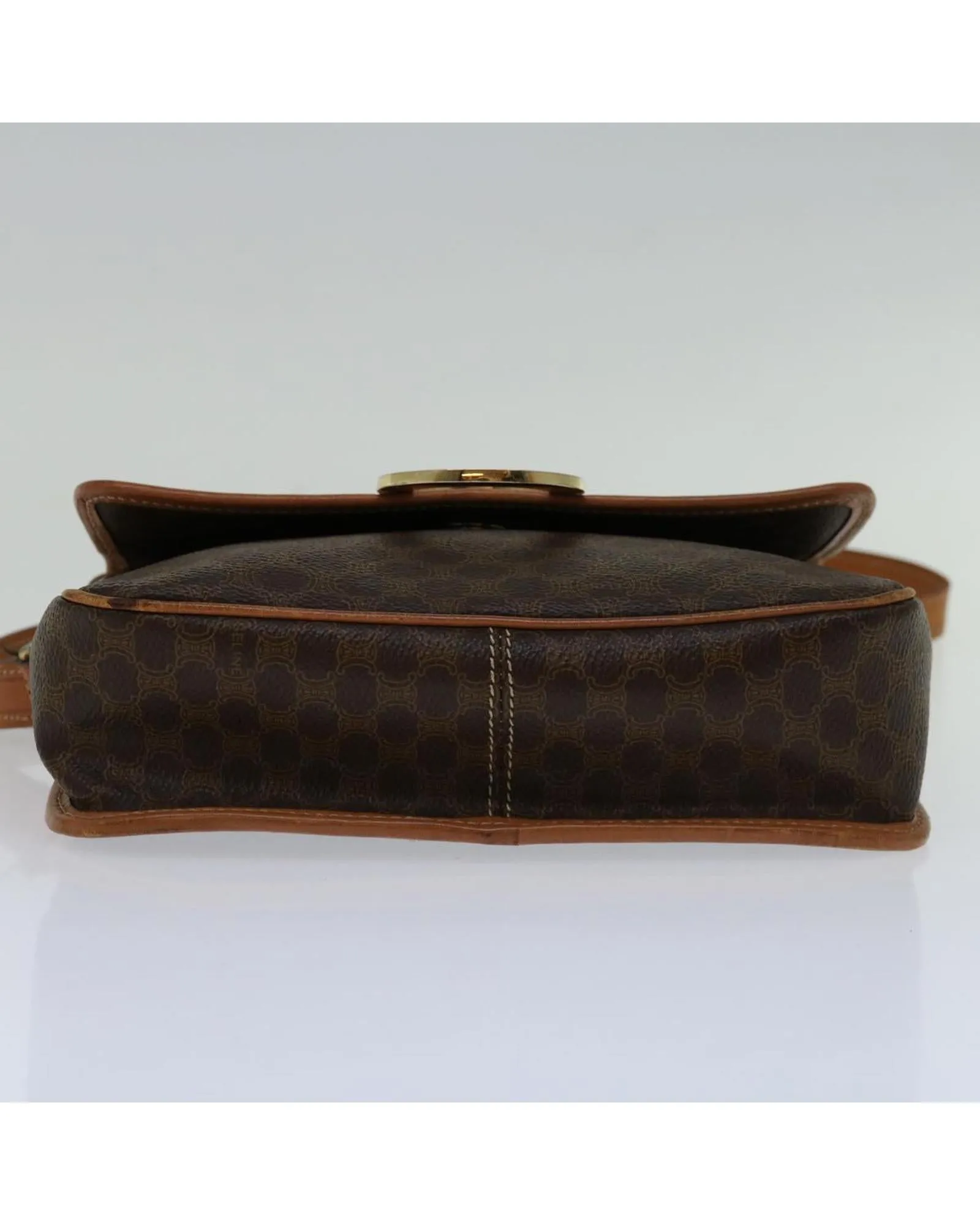 Brown Canvas Shoulder Bag with PVC Leather Material and Shoulder Drop