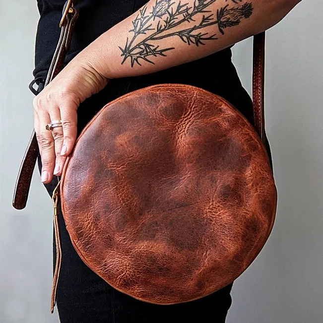 Directive Leather Canteen Crossbody Bag | Honey