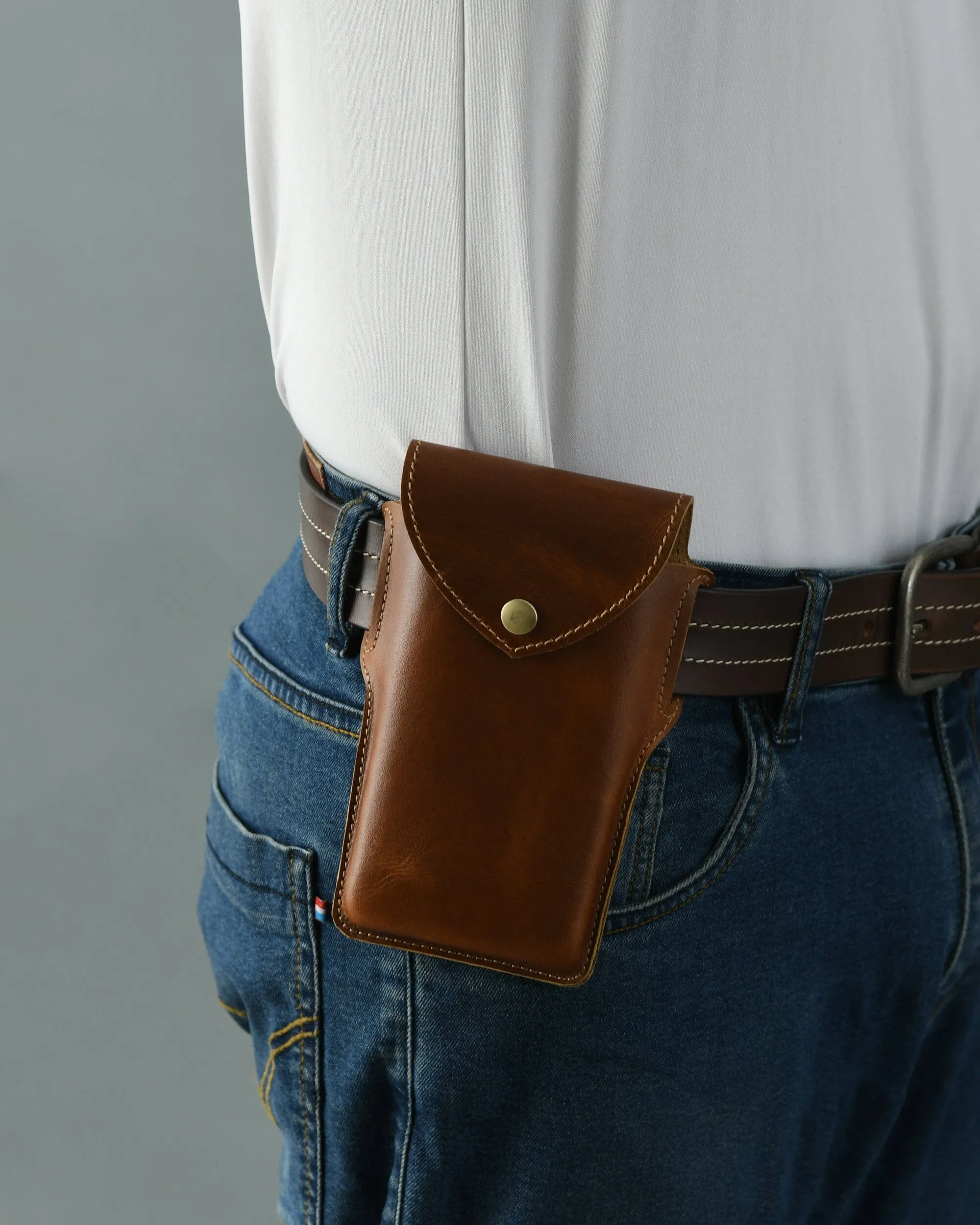 Mobile Holster Case- Tan Brown