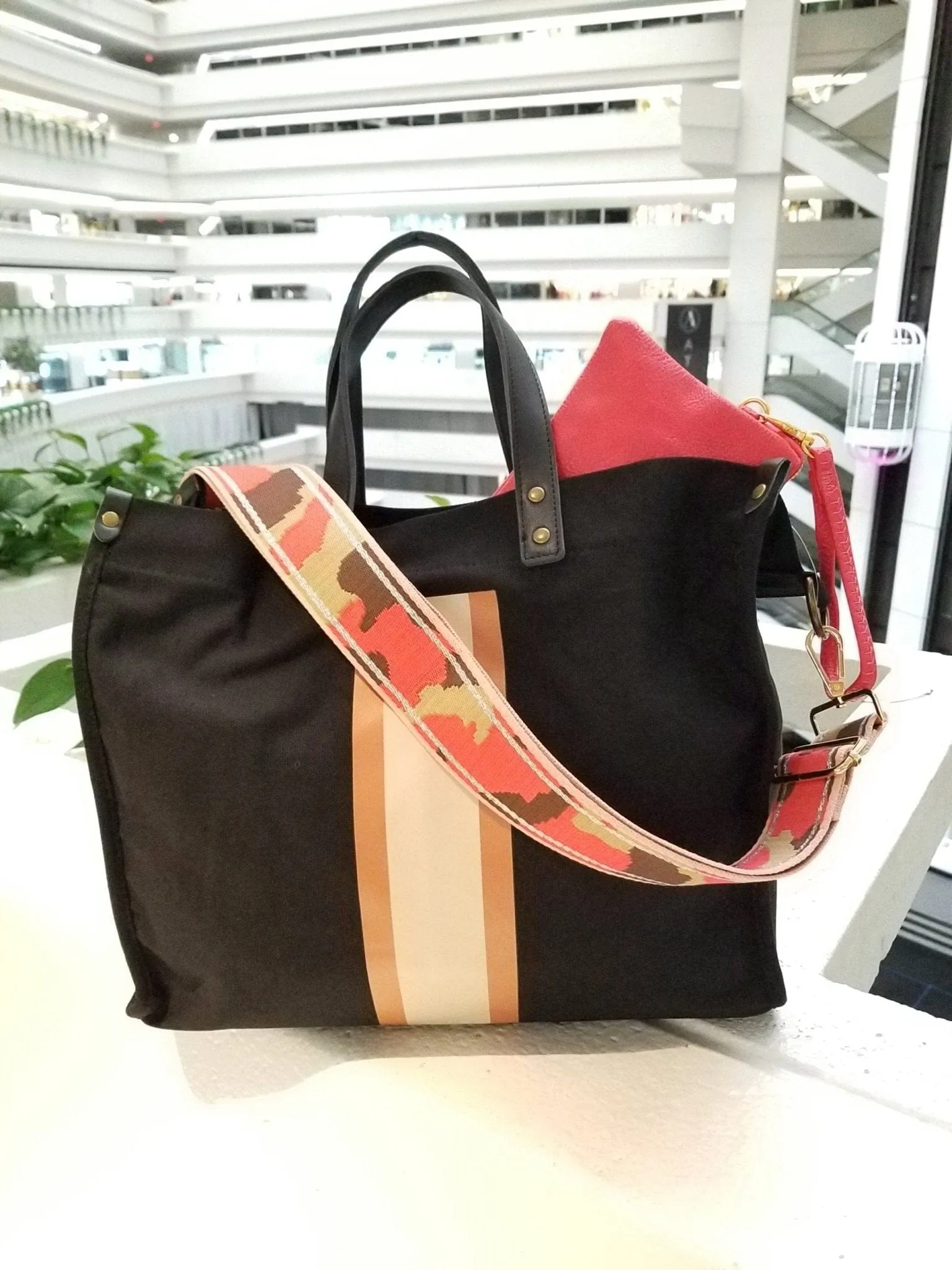 TG10246 Striped Canvas Tote Bag With Guitar Strap